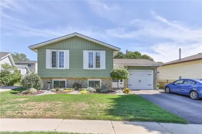 435 LAMPMAN Place, Woodstock, ON N4S 8L7