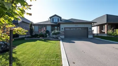 44 WILLIAM Street, Tillsonburg, ON N4G 1L8