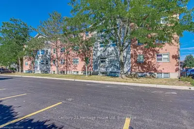 56 HIAWATHA Road 11, Woodstock, ON N4T 1P2