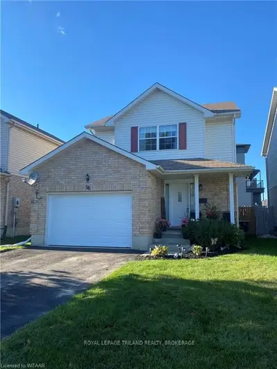 18 TRILLIUM Drive, Tillsonburg, ON N4G 5T9