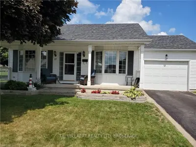 17 BRASHER Drive, Tillsonburg, ON N4G 5T2