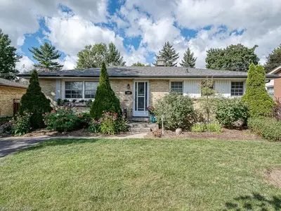 147 OAKWOOD Drive, Thames Centre, ON N0L 1G3