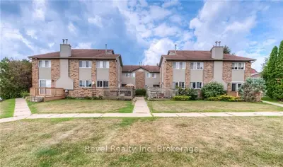 19 WREN Court 10, Tillsonburg, ON N4G 5K2
