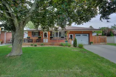 4 LADY Avenue, Tillsonburg, ON N4G 4B7
