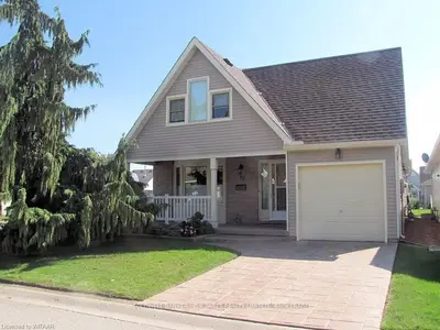 62 HAWKINS Crescent, Tillsonburg, ON N4G 5K7