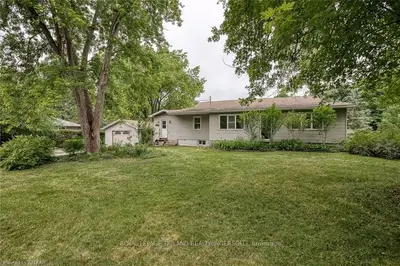 418 KING Street W, Ingersoll, ON N5C 3J7