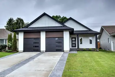 4 FELTZ Drive, Ingersoll, ON N5C 4E9