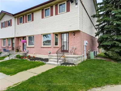 1115 NELLIS Street 11, Woodstock, ON N4T 1P6