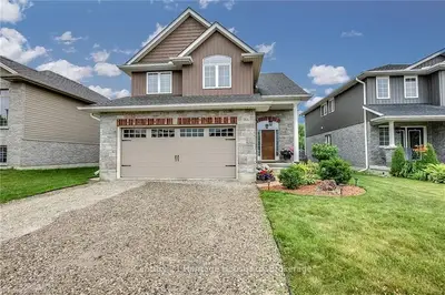 166 CARDINAL Drive, Woodstock, ON N4T 0B2