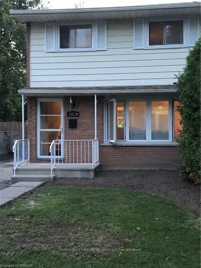 1013 VANIER Avenue A, Woodstock, ON N4S 4K5