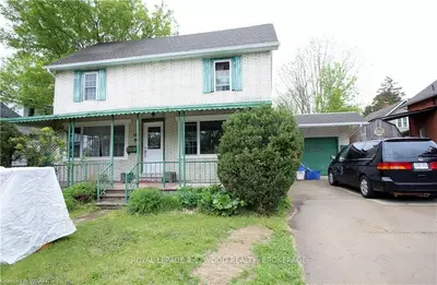 166 BIDWELL Street, Tillsonburg, ON N4G 3W1