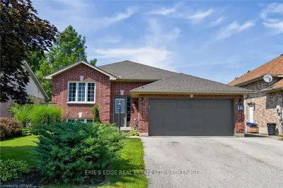 18 BEECH Boulevard, Tillsonburg, ON N4G 5R7