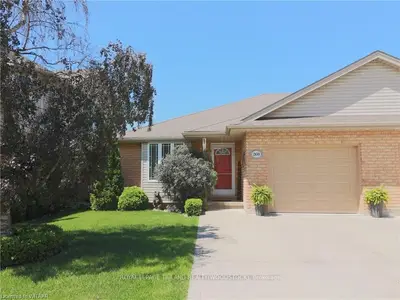 260 FALCON Drive, Woodstock, ON N4T 0A1