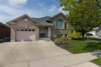 395 PARROTT Place, Woodstock, ON N4T 1V4