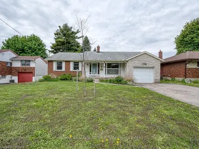 98 MAUD Street, Woodstock, ON N4S 3Y6