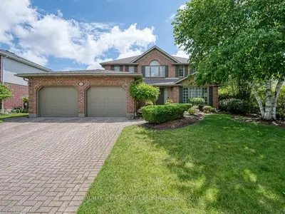 39 HAZELDEN Lane, London North, ON N6H 4Z9