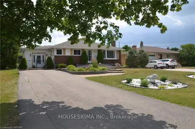 173 BASE LINE Road W, London South, ON N6G 1V8