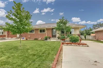 1068 SOVEREIGN Road, Woodstock, ON N4S 5P2