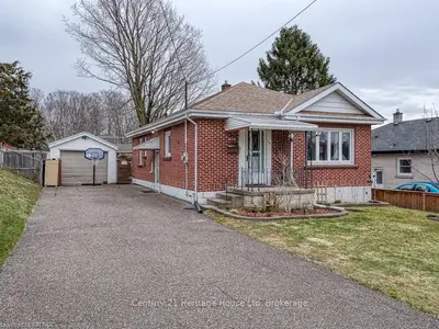 808 BAYSWATER Street, Woodstock, ON N4S 5K5