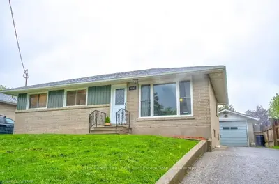874 ALICE Street, Woodstock, ON N4S 2J6