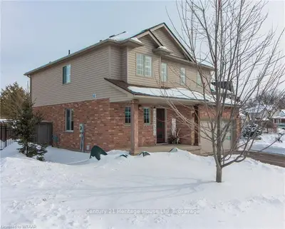 236 CHARLOTTA Street, Wilmot, ON N3A 4M8