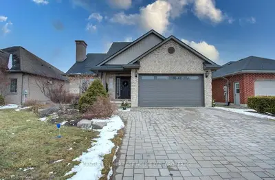 117 GLENDALE Drive, Tillsonburg, ON N4G 5V9