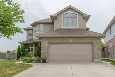 48 Blue Jay Boulevard, Woodstock, On N4t 1t2