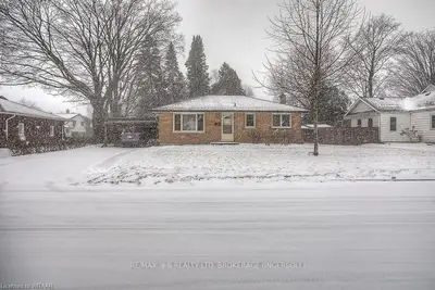 526 FAIR Street, Woodstock, ON N4S 5T8