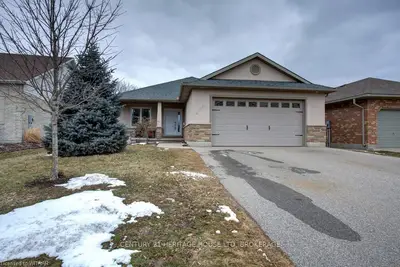 115 ALLEN Street, Tillsonburg, ON N4G 5J9