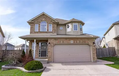 986 FOXCREEK Road, London North, ON N6G 0H1