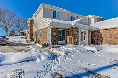 250 ANN Street 20, Ingersoll, ON N5C 4C3