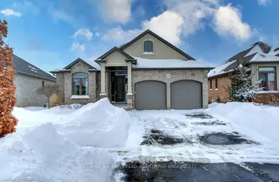 237 WEDGEWOOD Drive, Woodstock, ON N4T 0J1