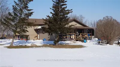 145 GOSHEN Road, Norfolk, ON N4G 4G7