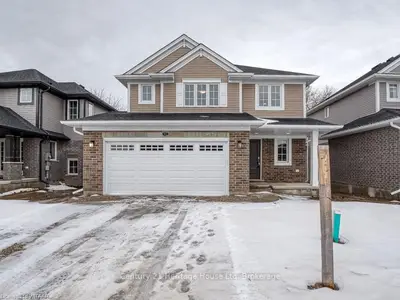 92 LIVINGSTON Drive, Tillsonburg, ON N4G 0J3