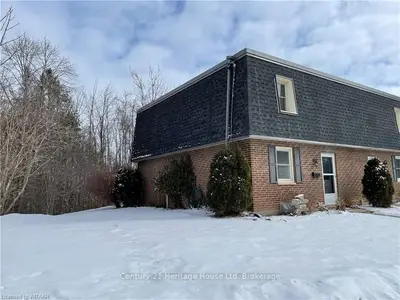 598 DURHAM Crescent 20, Woodstock, ON N4S 5X3