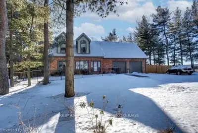1036 VITTORIA Road, Norfolk, ON N0E 1W0