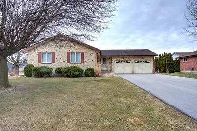 80 ALLEN Street, Tillsonburg, ON N4G 5L3
