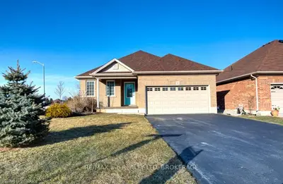 2 JEAN FERRIE Court, Tillsonburg, ON N4G 5W9