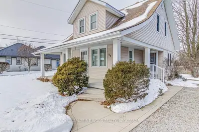22 SANDERS Street, Tillsonburg, ON N4G 1H4