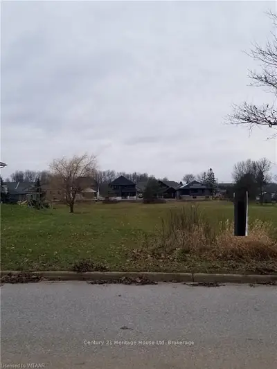 425 KING Street E, Wellington North, ON N0G 2L2