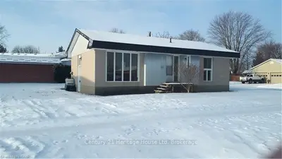 285 CARTIER Drive, Woodstock, ON N4S 7T9