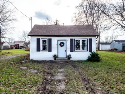10 CHESTNUT Street, Norfolk, ON N0E 1M0