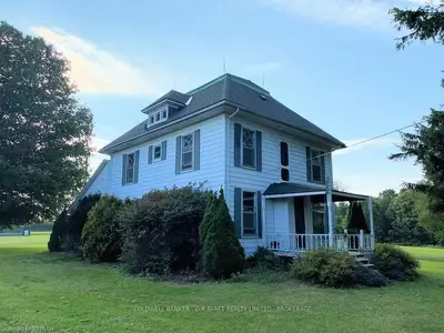 2293 FORESTRY FARM Road, Norfolk, ON N4B 2W4