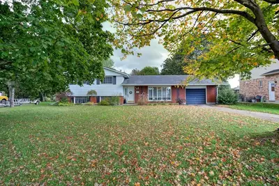 58 SANDERS Crescent, Tillsonburg, ON N4G 4C8