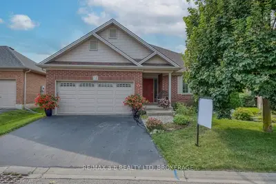 1 JONES Crescent, Tillsonburg, ON N4G 5X5