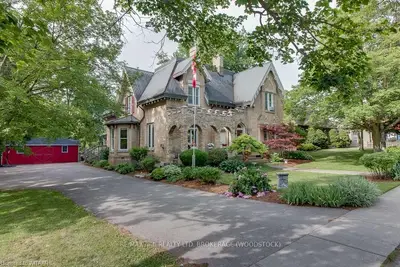 8 MAIN Street E, Norwich, ON N0J 1P0