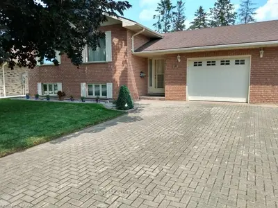 105 ALLEN Street, Tillsonburg, ON N4G 3S8