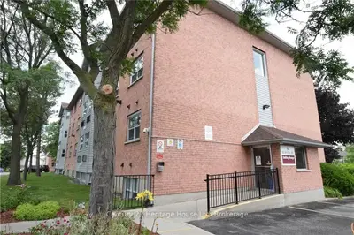 64 HIAWATHA Street 46, Woodstock, ON N4T 1P4