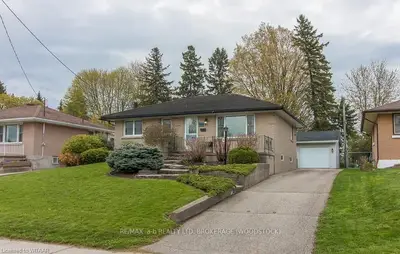 894 ALICE Street, Woodstock, ON N4S 2J6
