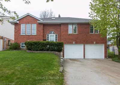 6 HODGINS Crescent, Woodstock, ON N4V 1A7